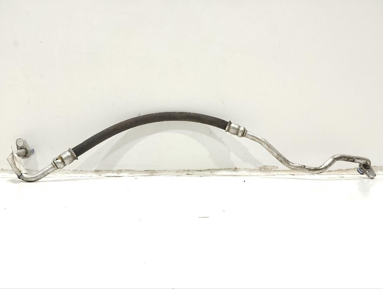 трубка кондиционера Jaguar F-Pace 1 поколение 2018, 2.0 л., дизель, GX73-19N601-BC - фото №1