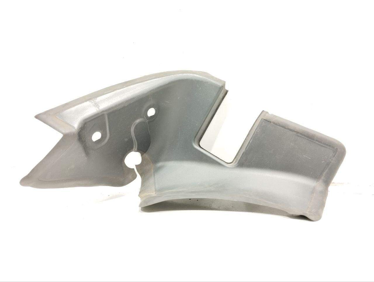 пластик Land Rover Range Rover Velar 1 поколение 2020, 2.0 л., дизель, АКПП, J8A24429 - фото №1