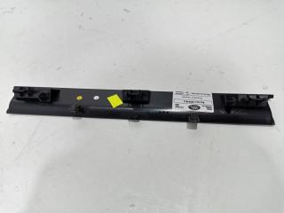 пластик Land Rover Range Rover Velar 1 поколение 2020, 2.0 л., 204DTD, дизель, АКПП, внедорожник 5 дв.
