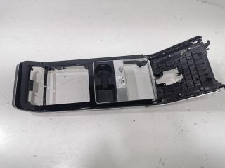 пластик Land Rover Range Rover Velar 1 поколение 2020, 2.0 л., 204DTD, дизель, АКПП, внедорожник 5 дв., LR106965