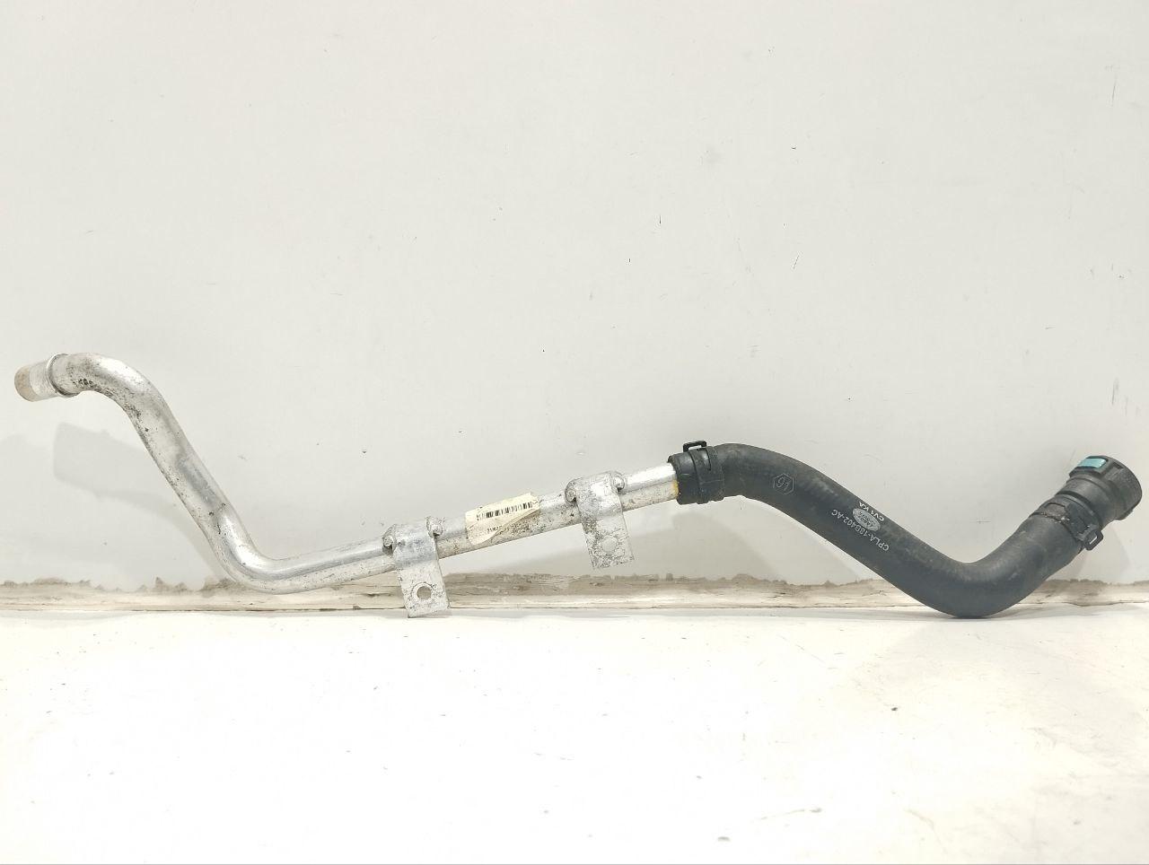 патрубок отопителя (печки) Land Rover Range Rover 4 поколение 2017, 4.4 л., дизель, АКПП, внедорожник 5 дв., CPLA18B402AC - фото №1