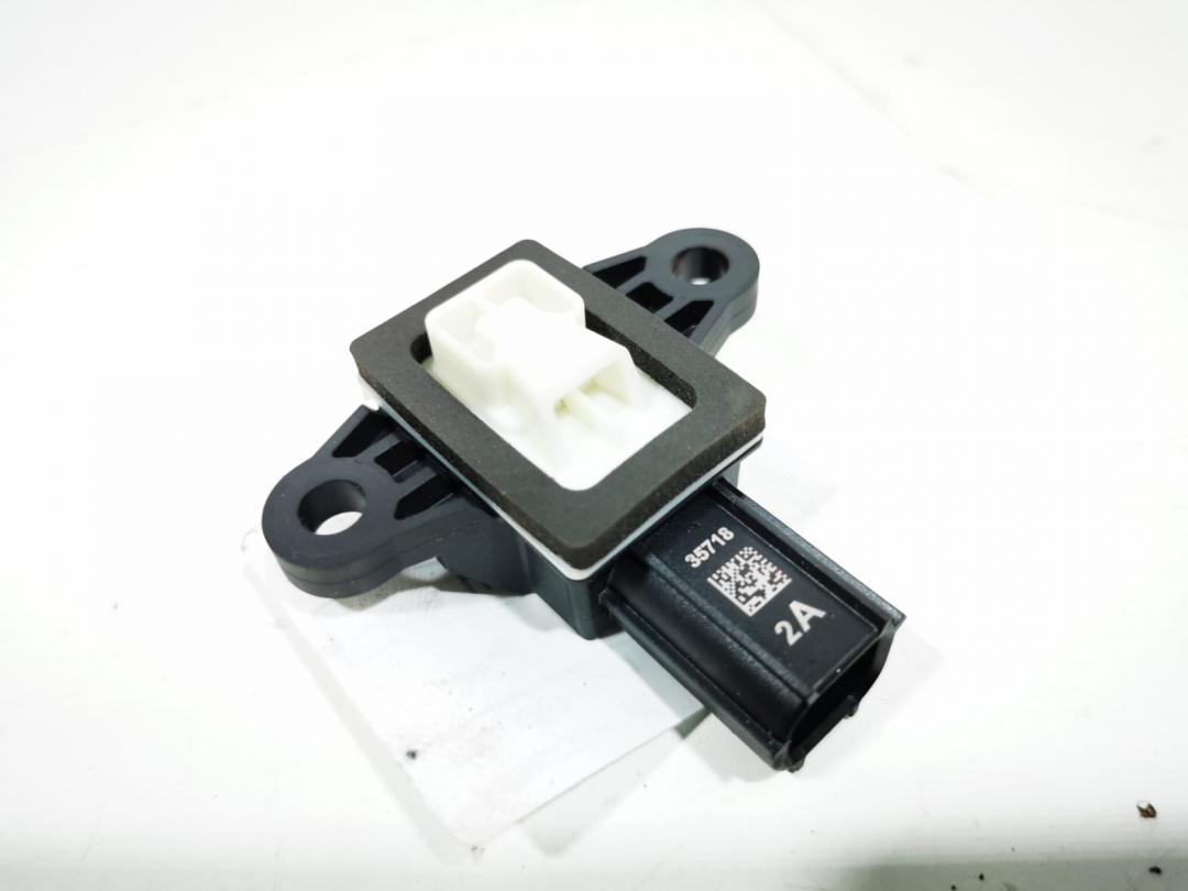 датчик удара Land Rover Discovery 5 поколение 2020, 3.0 л., 306DT, дизель, АКПП, внедорожник 5 дв., CK52-14C676-AA - фото №1