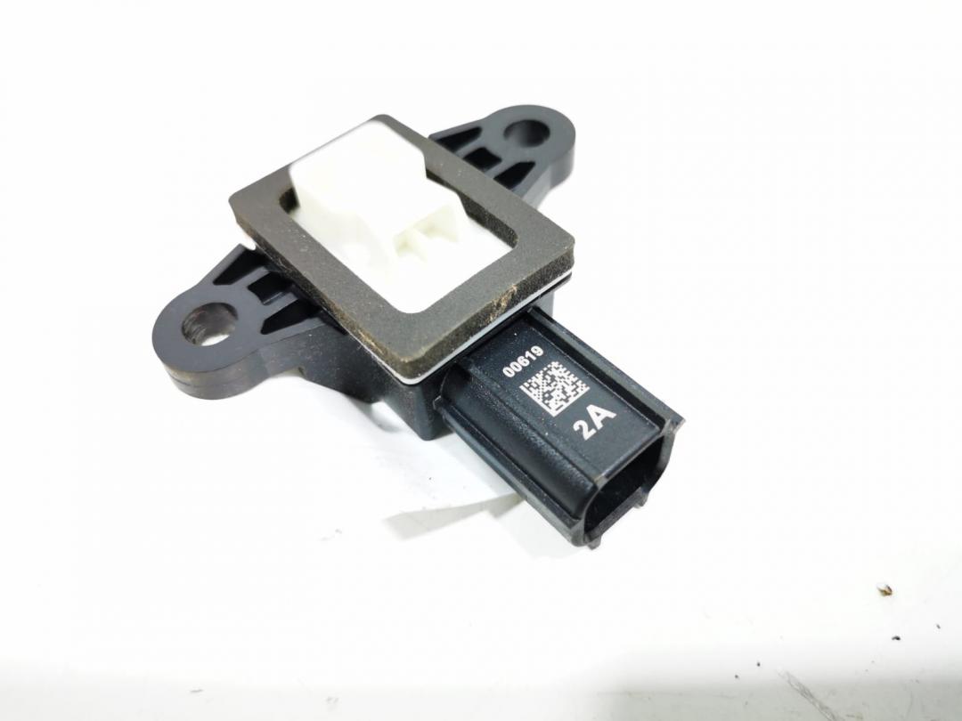 датчик удара Land Rover Discovery 5 поколение 2020, 3.0 л., 306DT, дизель, АКПП, внедорожник 5 дв., CK52-14C676-AA - фото №1