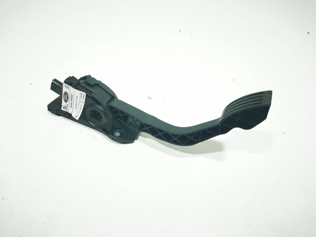 педаль Ford Kuga 2 поколение 2018, 1.6 л., дизель, АКПП, внедорожник 5 дв., F1DC-9F836-BA - фото №1