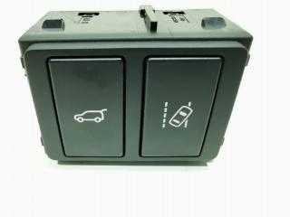 кнопка открытия багажника Land Rover Discovery 5 поколение 2020, 3.0 л., 306DT, дизель, АКПП, внедорожник 5 дв.