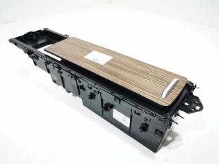 подстаканник Land Rover Range Rover 4 поколение [рестайлинг] 2020, 2.0 л., гибрид, АКПП, внедорожник 5 дв., JPLA-048196-A, JPLA-048196-CC