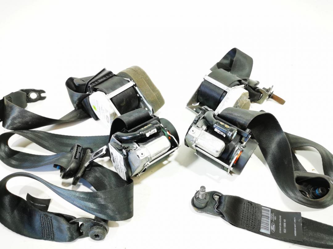 ремень безопасности Ford Kuga 2 поколение 2018, 1.5 л., дизель, МКПП, внедорожник 5 дв., 33005876D - фото №1