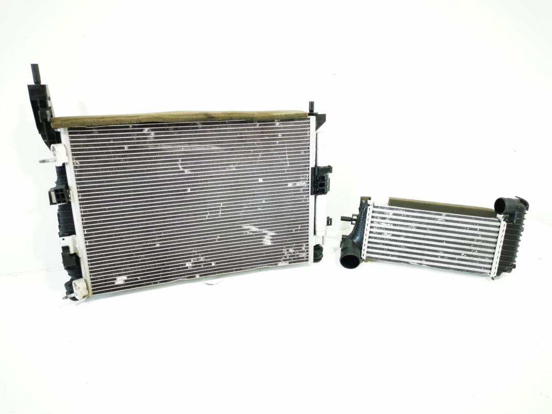 кассета радиаторов Ford Kuga 2 поколение 2018, 1.5 л., дизель, МКПП, внедорожник 5 дв. - фото №1