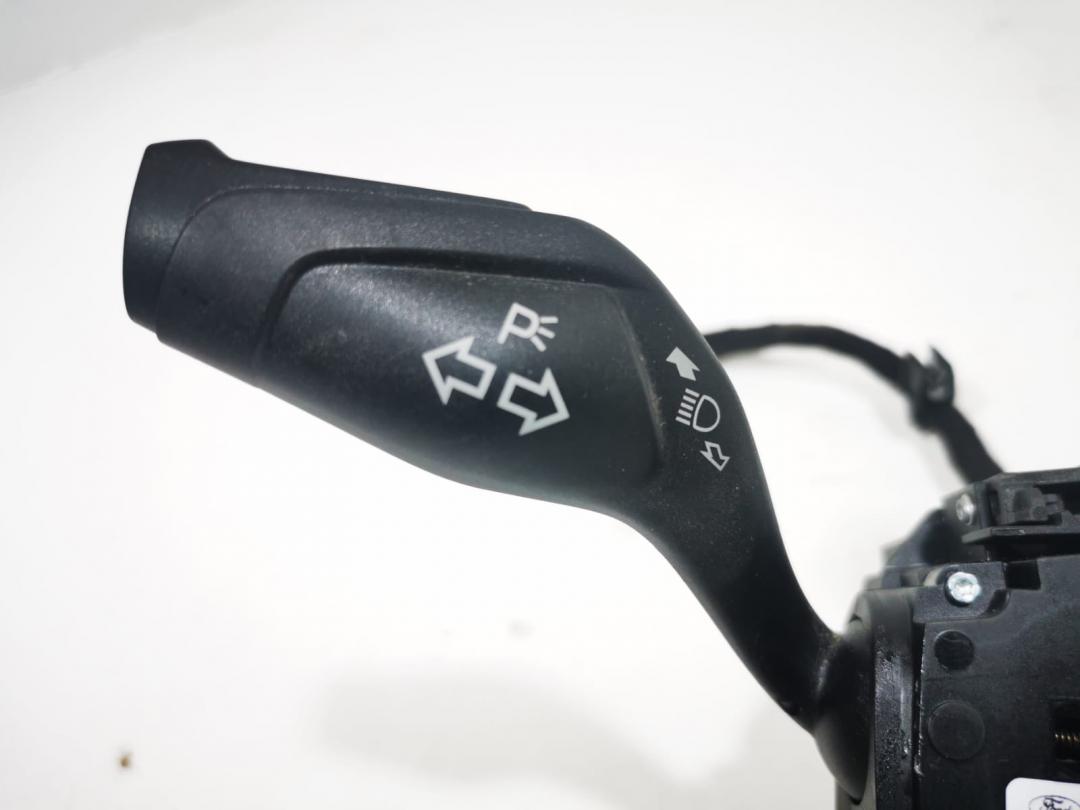 переключатель подрулевой (стрекоза) Ford Kuga 2 поколение 2018, 1.5 л., дизель, МКПП, внедорожник 5 дв., 14A664 - фото №1