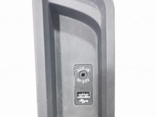 разъем AUX / USB BMW 4 серия F32/F33/F36 [рестайлинг] 2017, 3.0 л., дизель, АКПП, купе, 51169207358