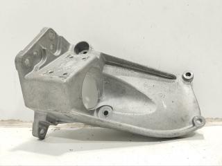 кронштейн КПП Volvo XC90 2 поколение [рестайлинг] 2020, 2.0 л., гибрид, АКПП, внедорожник 5 дв., 31370633