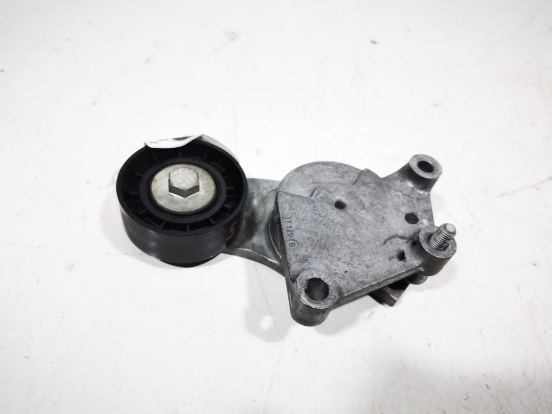 ролик натяжителя Ford Kuga 2 поколение 2018, 1.5 л., дизель, АКПП, внедорожник 5 дв. - фото №1