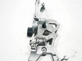 кронштейн генератора Jaguar XF 1 поколение [рестайлинг] 2016, 2.2 л., дизель, АКПП, седан, CX2310239AB