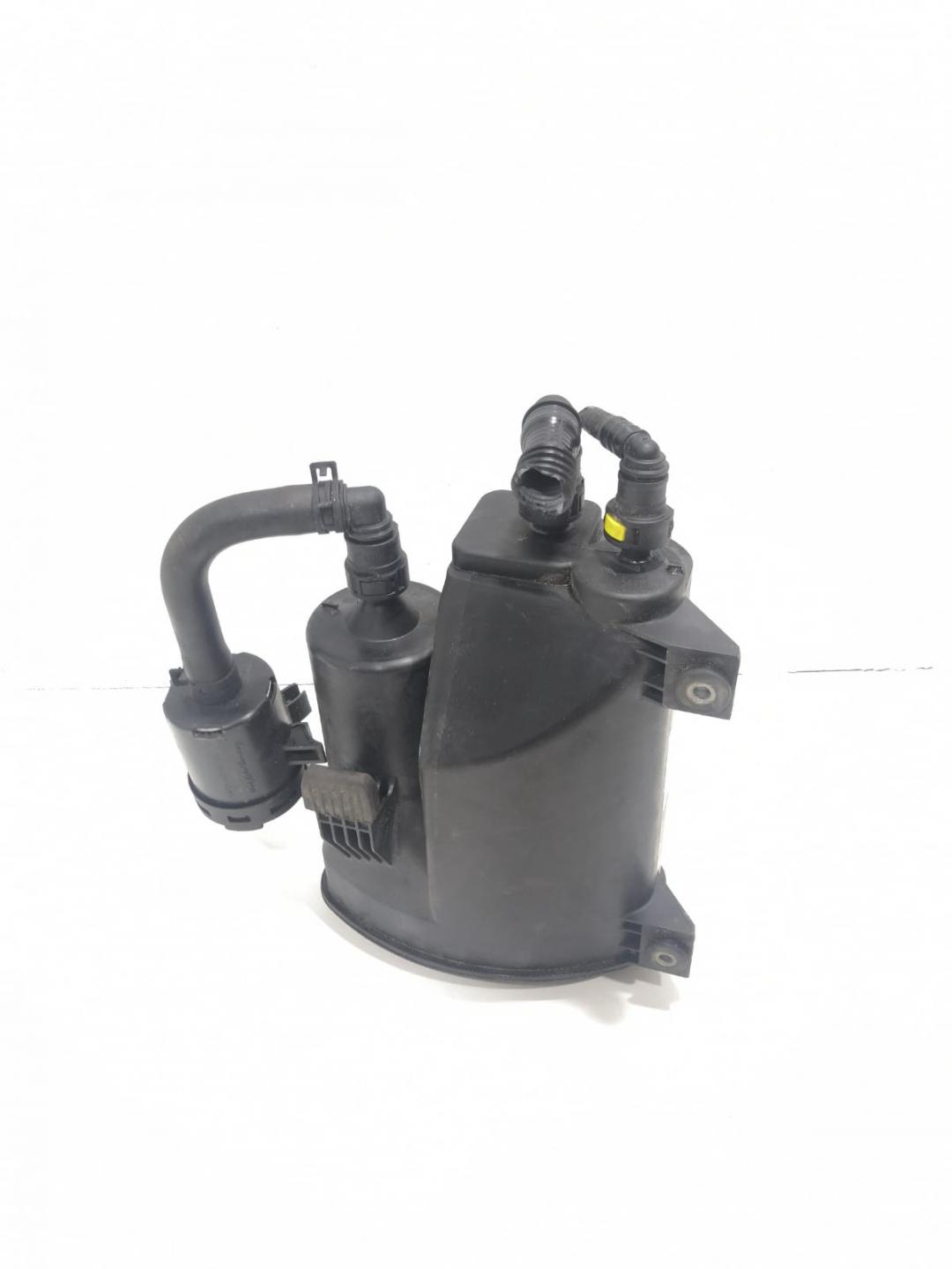 фильтр топливный Jaguar E-Pace 1 поколение 2020, 2.0 л., бензин, АКПП, внедорожник 5 дв., J9C39E857BB - фото №1