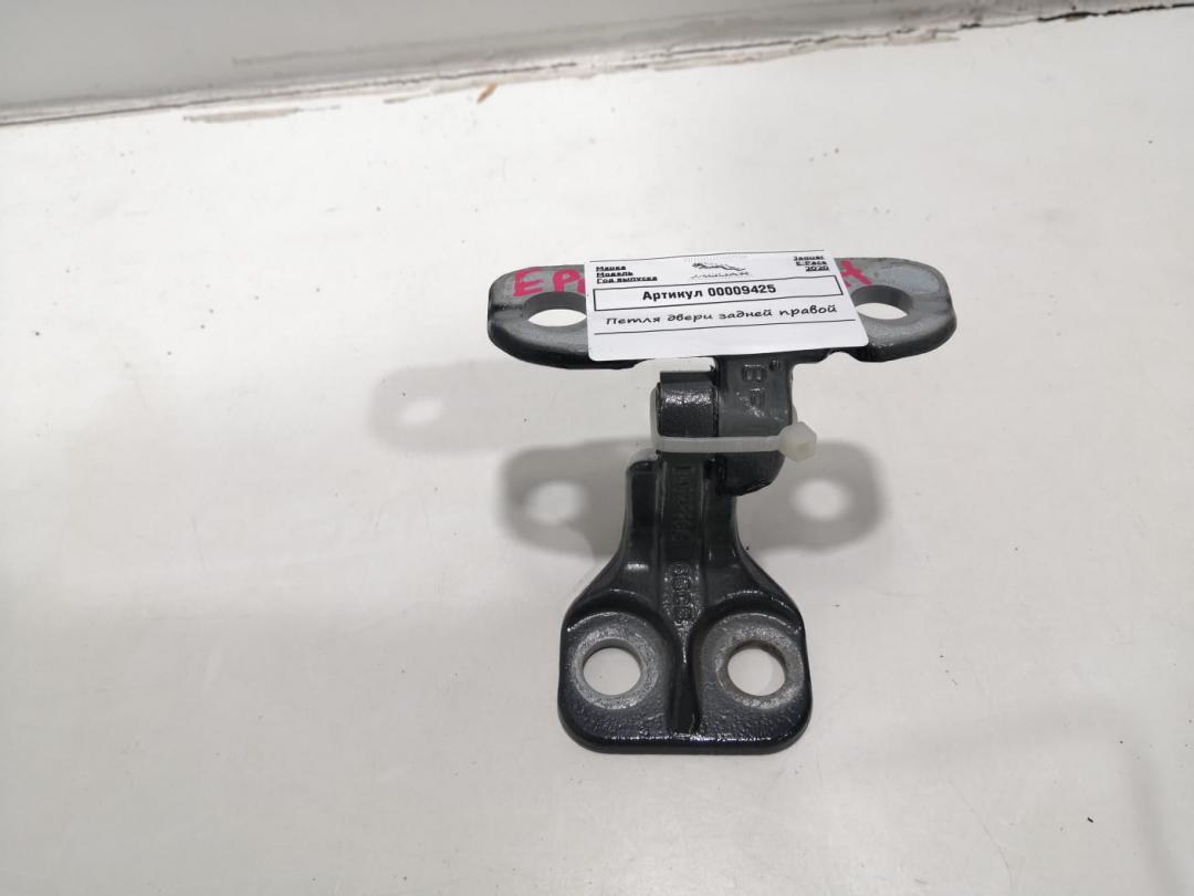 петля двери Jaguar E-Pace 1 поколение 2020, 2.0 л., бензин, АКПП, внедорожник 5 дв. - фото №1