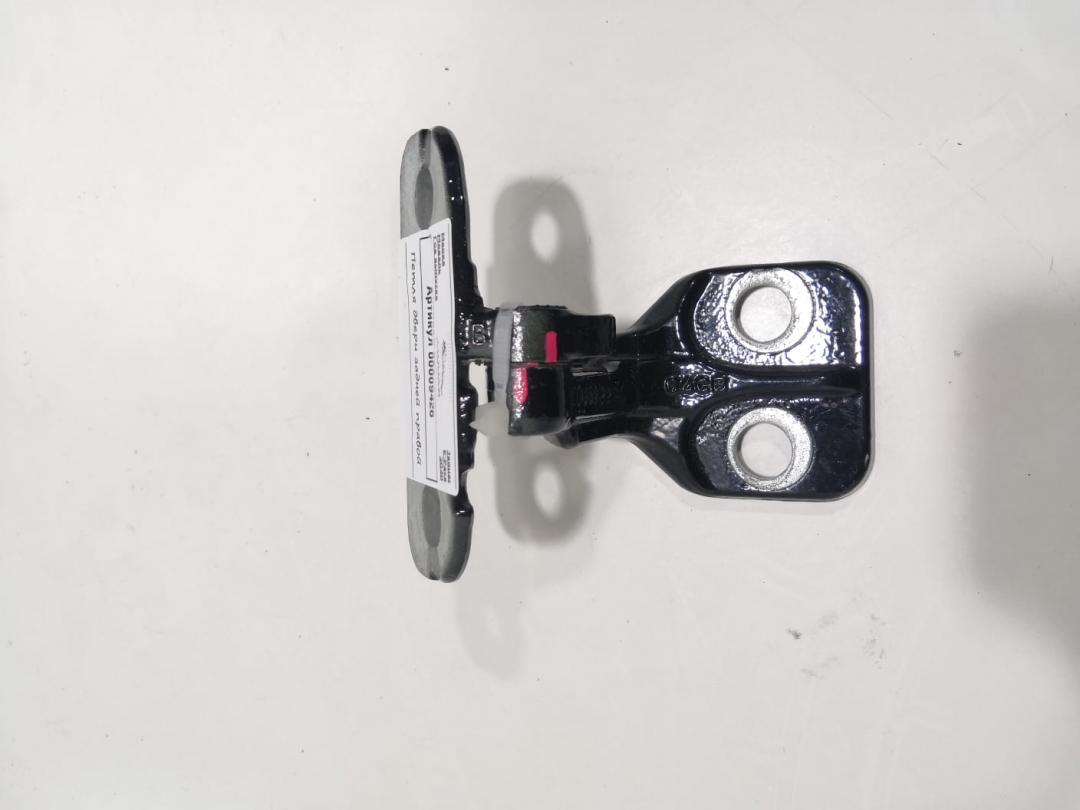 петля двери Jaguar E-Pace 1 поколение 2020, 2.0 л., бензин, АКПП, внедорожник 5 дв. - фото №1