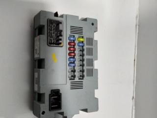 блок предохранителей Land Rover Discovery Sport 1 поколение 2017, 2.0 л., 204DTD, дизель, АКПП, внедорожник 5 дв., CPLA14Q073AA