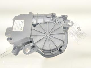 активатор замка багажника Land Rover Range Rover 4 поколение 2015, 3.0 л., дизель, АКПП, внедорожник 5 дв., CPLA404C10BB