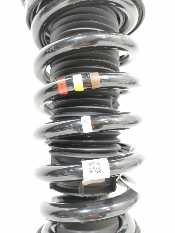 амортизатор передний правый Jaguar F-Pace 1 поколение 2018, 3.0 л., бензин, АКПП, внедорожник 5 дв., T4A26512 - фото №1