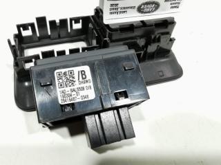 кнопка открытия багажника Land Rover Discovery Sport 1 поколение [рестайлинг] 2020, 2.0 л., 204DTD, дизель, АКПП, внедорожник 5 дв., GK72-11654-DB