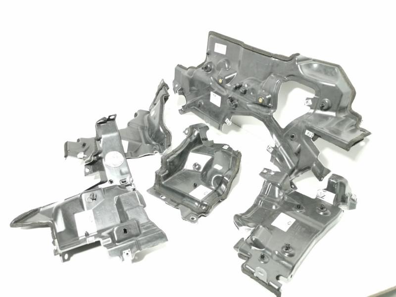 перегородка Land Rover Range Rover Sport 2 поколение 2017, 3.0 л., дизель, АКПП, внедорожник 5 дв., CPLA6D057AC - фото №1