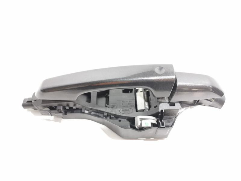 ручка наружная задняя правая Land Rover Discovery Sport 1 поколение 2017, 2.0 л., 204DTD, дизель, АКПП, внедорожник 5 дв. - фото №1