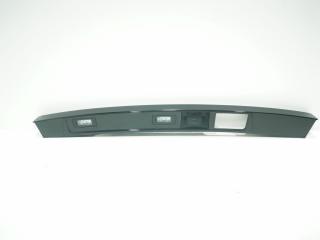 накладка двери (крышки) багажника Land Rover Discovery 5 поколение 2018, 3.0 л., дизель, АКПП, внедорожник 5 дв., HY3240406B