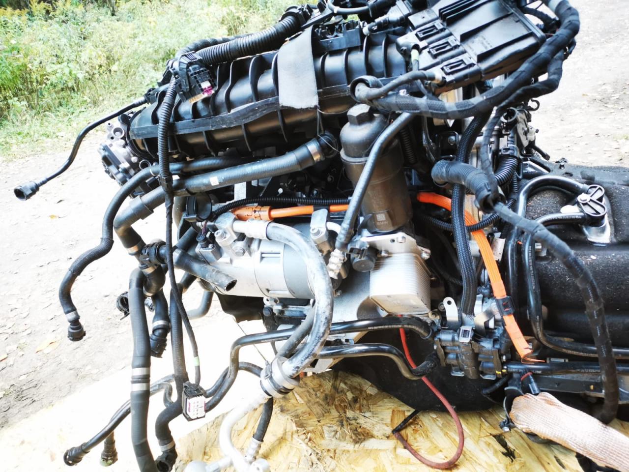 двигатель BMW 5 серия G30/G31 2020, 2.0 л., бензин, электро, АКПП, седан, B48B20A, 11002469211 - фото №1