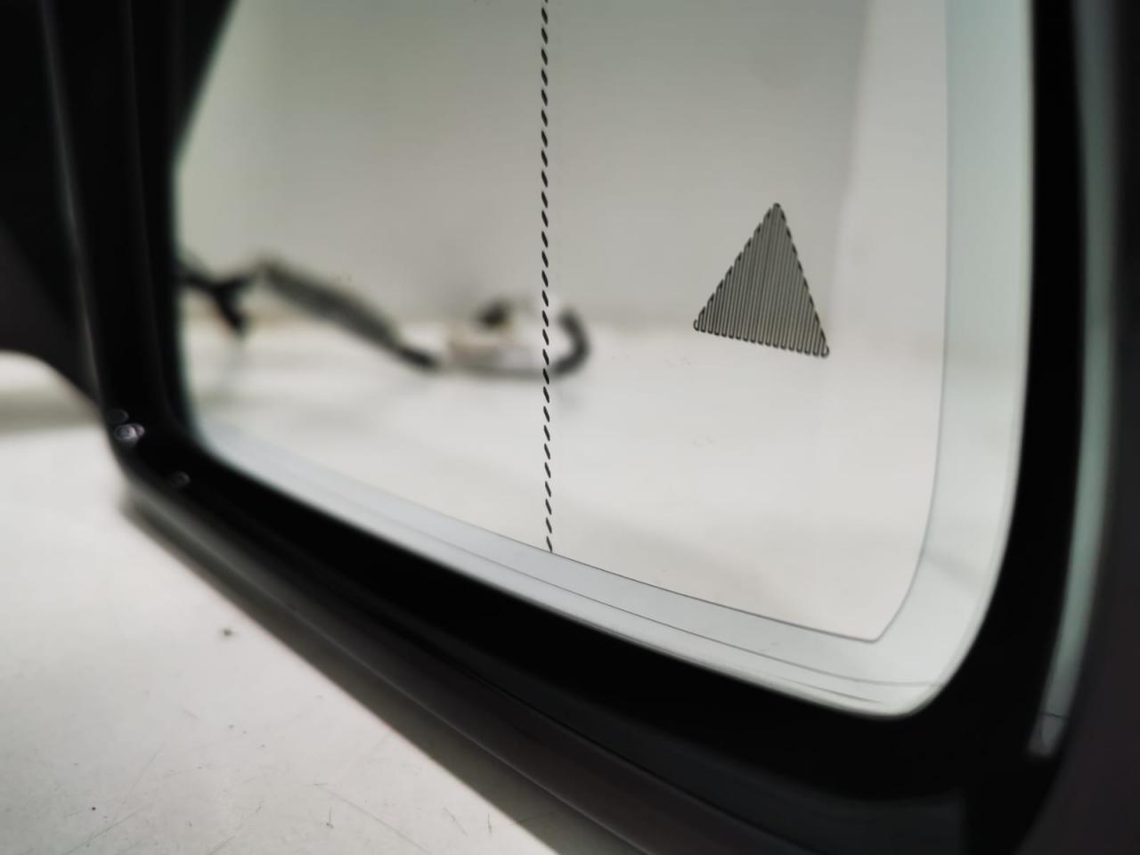 зеркало наружное правое Mercedes-Benz GLS-Класс X166 2019, 3.0 л., дизель, АКПП, внедорожник 5 дв. - фото №1