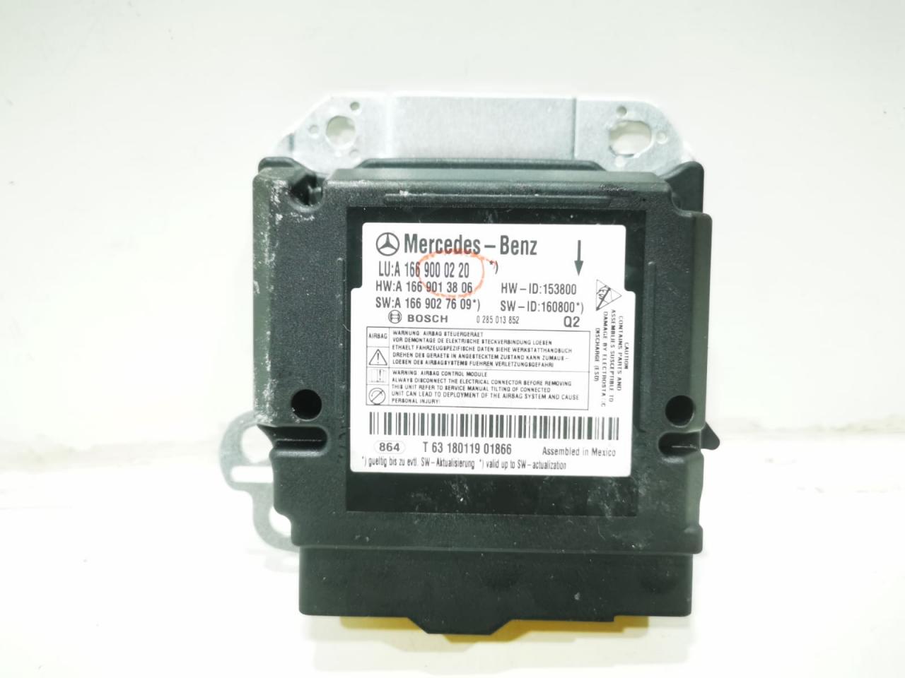 блок AirBag Mercedes-Benz GLS-Класс X166 2019, 3.0 л., дизель, АКПП, внедорожник 5 дв., A1669000220 - фото №1