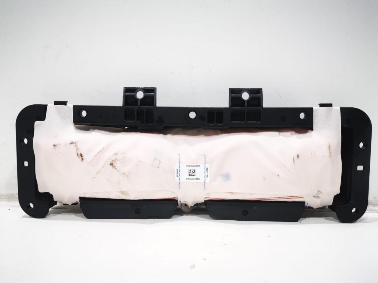 подушка безопасности коленная Mercedes-Benz GLS-Класс X166 2019, 3.0 л., дизель, АКПП, внедорожник 5 дв., A1668600102 - фото №1