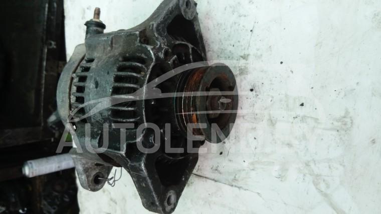 генератор Suzuki Baleno 1 поколение 1998, 1.3 л., бензин, МКПП, хетчбэк 5 дв. - фото №1