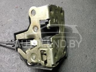 замок двери передней левой Renault Scenic 1 поколение [рестайлинг] 2000, 2.0 л., бензин, МКПП, минивэн