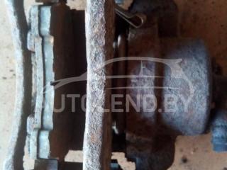 суппорт передний правый Mitsubishi Galant 5 поколение 1989, 1.8 л., дизель, МКПП, хетчбэк 5 дв.