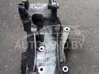 кронштейн (крепление) Peugeot Partner 1 поколение (M49) 2000, 2.0 л., дизель, МКПП, минивэн