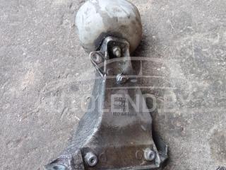 кронштейн двигателя Volkswagen Passat B5 1998, 1.6 л., бензин, МКПП, седан
