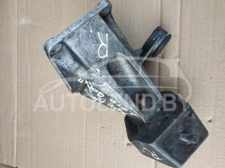 подушка крепления КПП Audi A6 4B/C5 1998, 2.5 л., дизель, МКПП, универсал