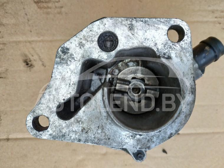 насос вакуумный Renault Megane 1 поколение 1999, 1.9 л., дизель, АКПП, универсал - фото №1