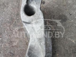кронштейн двигателя Volkswagen Passat B5 1997, 1.6 л., бензин, МКПП, седан, 8DO199307