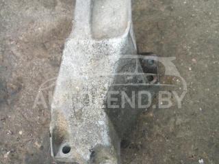 кронштейн двигателя Volkswagen Passat B5 1999, 1.8 л., бензин, МКПП, седан