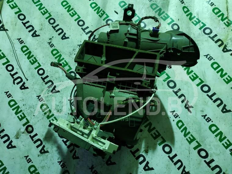 корпус отопителя (печки) Peugeot 206 1 поколение 2001, 1.6 л., бензин, МКПП, хетчбэк 5 дв. - фото №1
