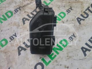 блок предохранителей Toyota Avensis 1 поколение (T220) 1999, 2.0 л., дизель, МКПП, седан