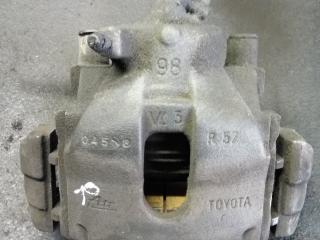 суппорт передний правый Toyota Avensis 2 поколение (T250) 2004, 2.0 л., дизель, МКПП, седан