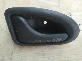 ручка внутренняя передняя левая Renault Megane 1 поколение 1996, 1.6 л., бензин, МКПП, хетчбэк 5 дв.