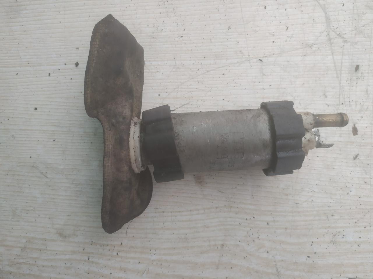 насос топливный Renault 19 1 поколение 1991, 1.4 л., бензин, МКПП, хетчбэк 5 дв., 7700827359-A - фото №1