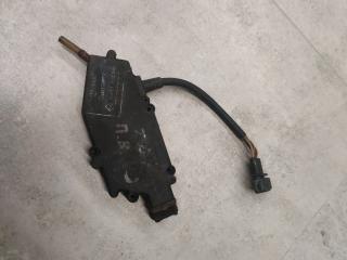 замок двери Volkswagen Transporter T4 1995, 2.4 л., дизель, МКПП, минивэн