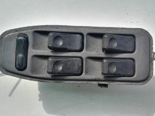 блок управления стеклоподъемниками Mazda 626 3 поколение [рестайлинг] 1994, 2.0 л., бензин, МКПП, хетчбэк 5 дв.