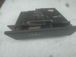 пепельница Citroen Xantia 1 поколение 1995, 1.8 л., бензин, МКПП, хетчбэк 5 дв.