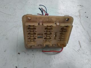 блок предохранителей Mitsubishi Galant 5 поколение 1990, 1.8 л., бензин, МКПП, хетчбэк 5 дв.