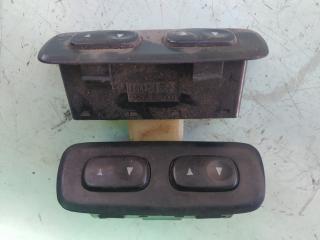 кнопка ручного тормоза (ручника) Hyundai Accent 1 поколение (X3) 1996, 1.3 л., бензин, МКПП, хетчбэк 5 дв., 9357022000